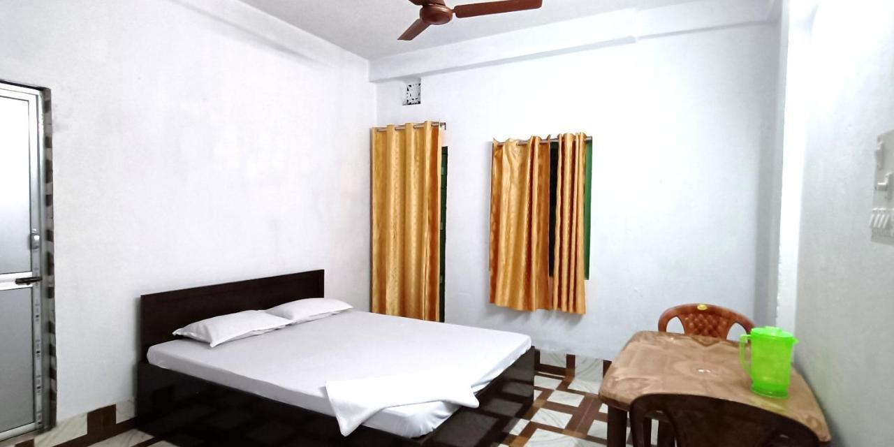 Bagdogra Home Stay - Near Airport מראה חיצוני תמונה